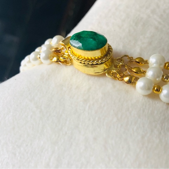 Handcrafted cream Czech Pearl genuine emerald gemstone clasp necklace - Picture 8 of 12